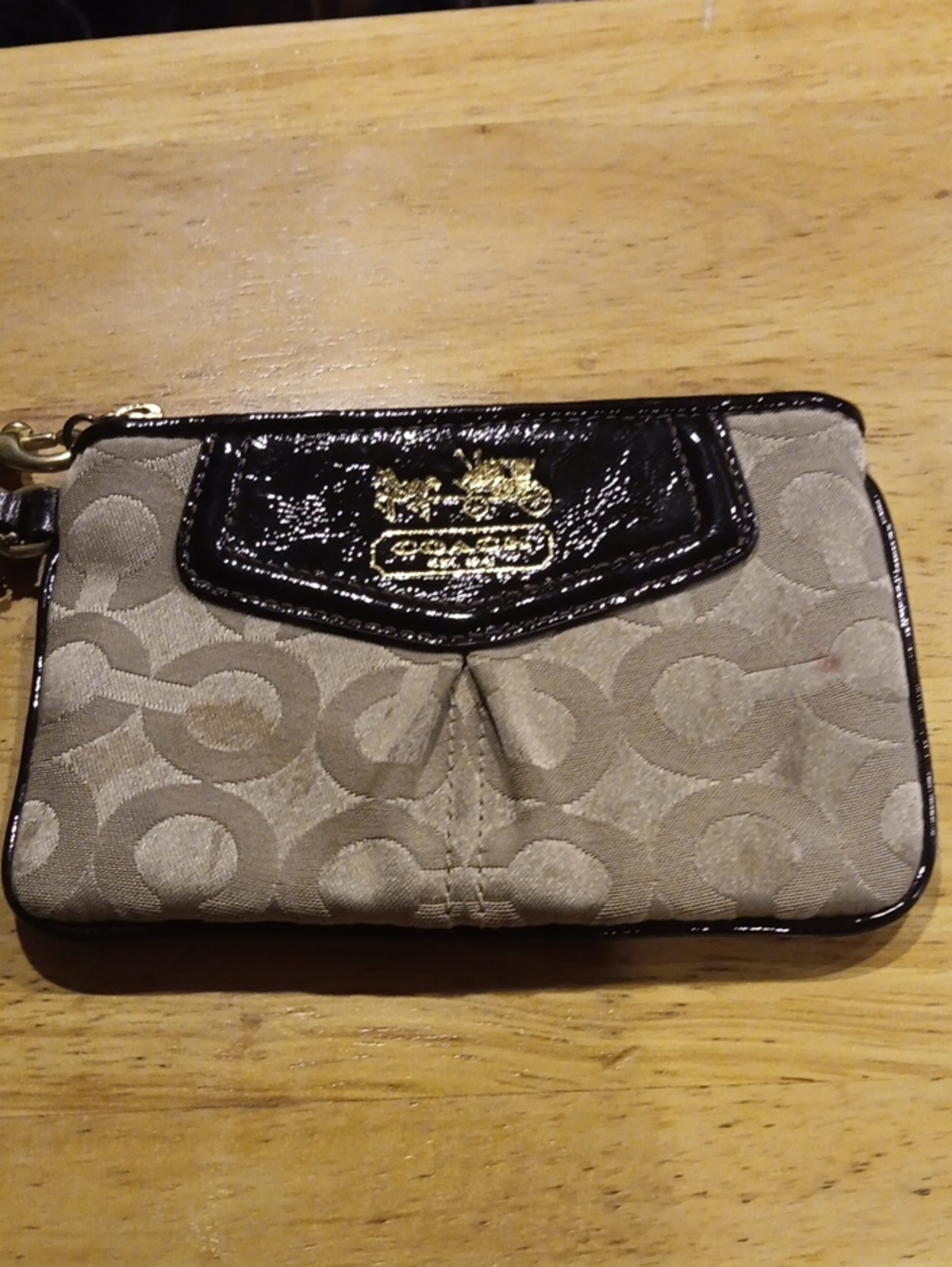 Coach Madison Op Art Pleated Wristlet - Khaki & Mahogany Brown
